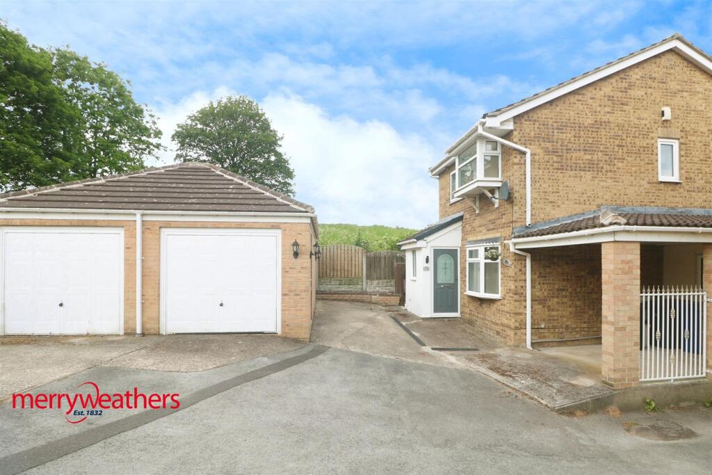 Main image of property: Redcliffe Close, Barnsley