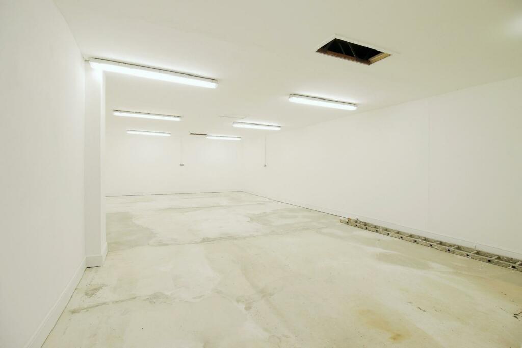 Additional property image - Warwick Road, Tyseley, Birmingham