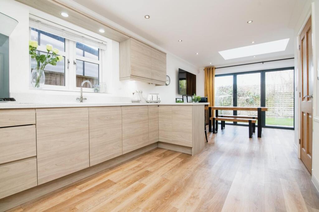 Additional property image - Heath Drive, Shirley, Solihull