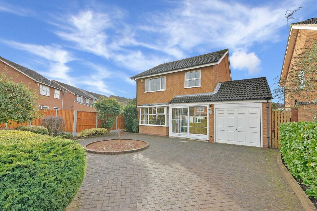 4 bedroom house for sale in Starbold Crescent, Knowle, Solihull, B93