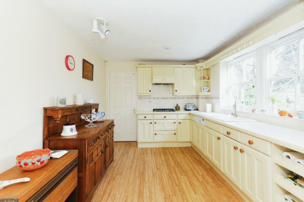 Additional property image - Lapwing Drive, Hampton-In-Arden, Solihull