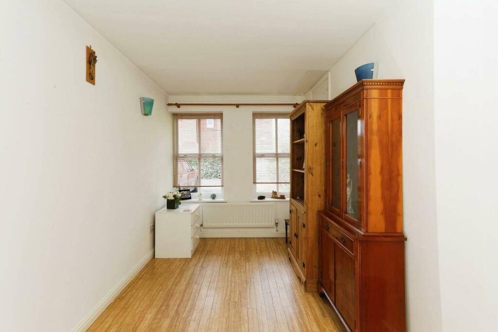 Additional property image - Lapwing Drive, Hampton-In-Arden, Solihull
