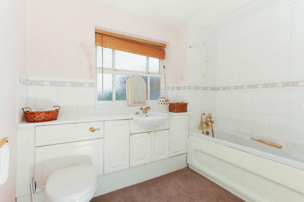 Additional property image - Lapwing Drive, Hampton-In-Arden, Solihull