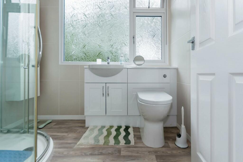 Additional property image - Belton Close, Hockley Heath, Solihull