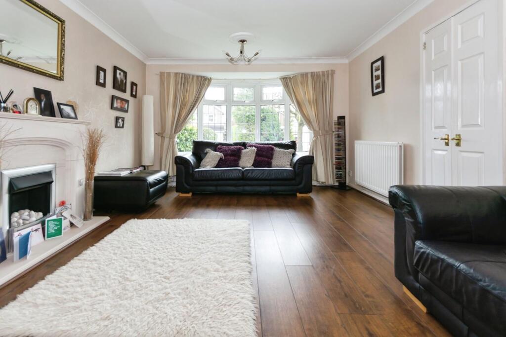 Additional property image - Trehern Close, Knowle, Solihull