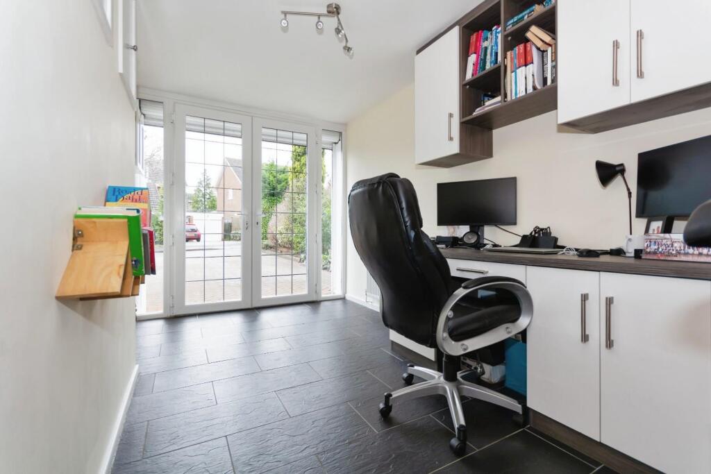 Additional property image - Trehern Close, Knowle, Solihull
