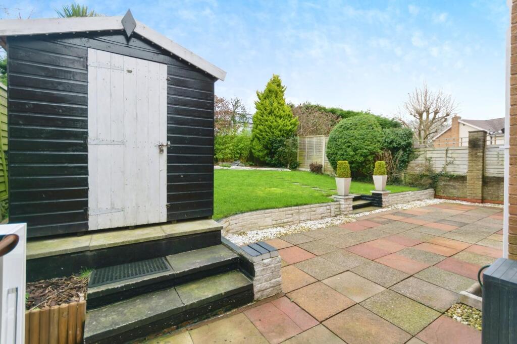 Additional property image - Trehern Close, Knowle, Solihull