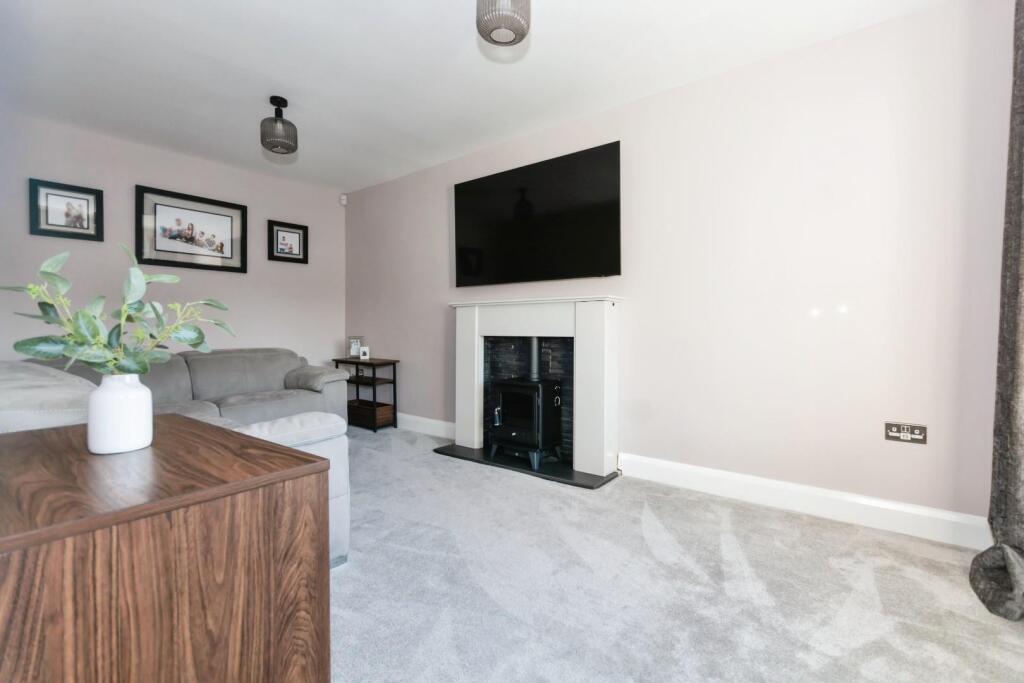 Additional property image - Stourton Close, Knowle, Solihull
