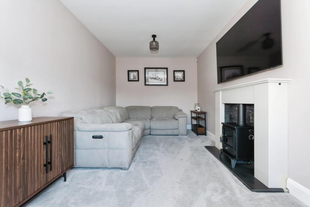 Additional property image - Stourton Close, Knowle, Solihull