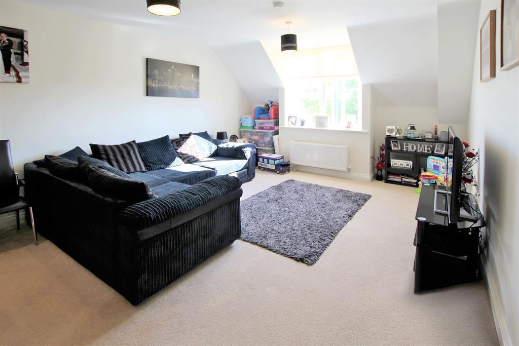 Additional property image - Berrington Close, Redditch