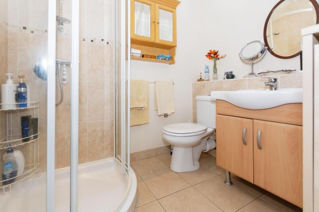 Additional property image - Elm Tree Rise, Hampton-In-Arden, Solihull