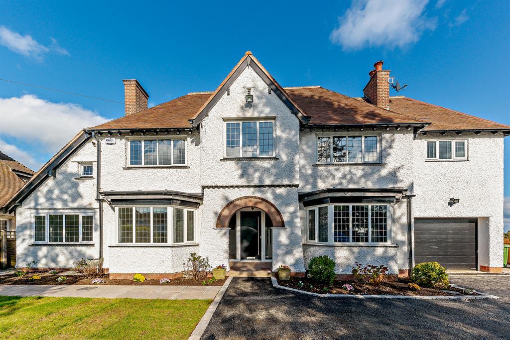5 bedroom detached house for sale in Kenilworth Road, Knowle, Solihull