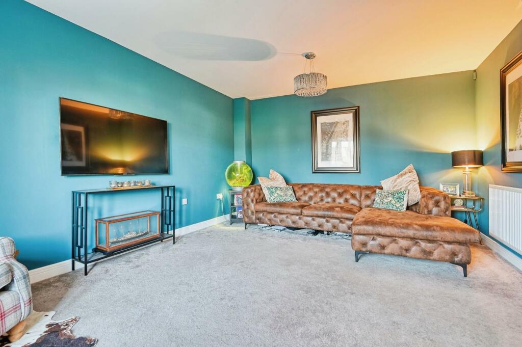 Additional property image - Yarrow Close, Tamworth
