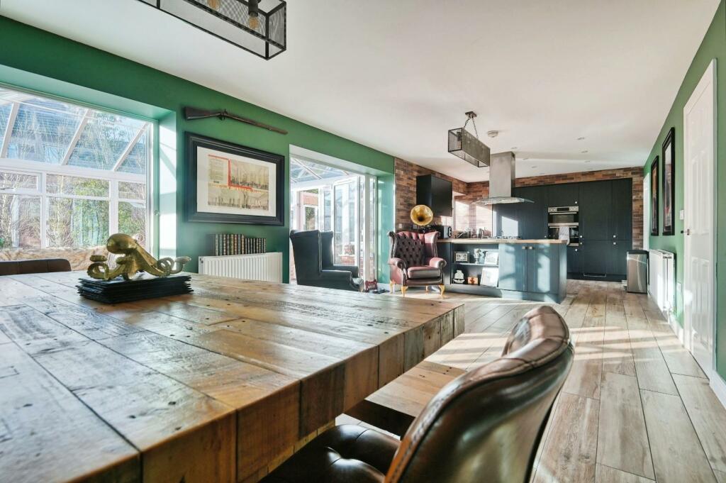 Additional property image - Yarrow Close, Tamworth
