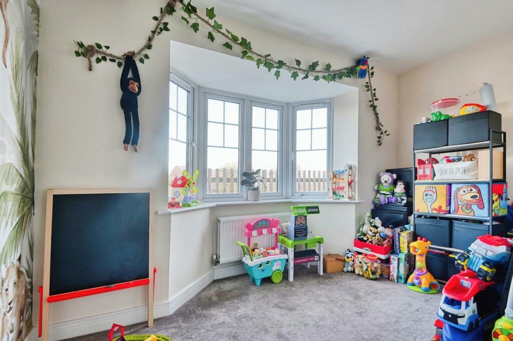 Additional property image - Yarrow Close, Tamworth
