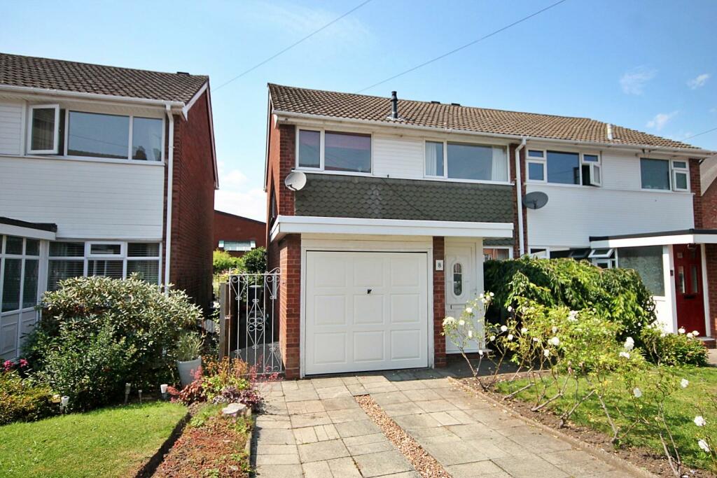 3 bedroom semidetached house for sale in Neville Street, Glascote