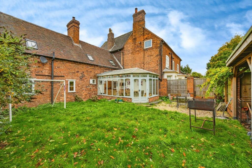 Additional property image - Coventry Road, Kingsbury, Tamworth