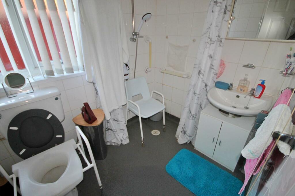 Additional property image - Derwent, Tamworth