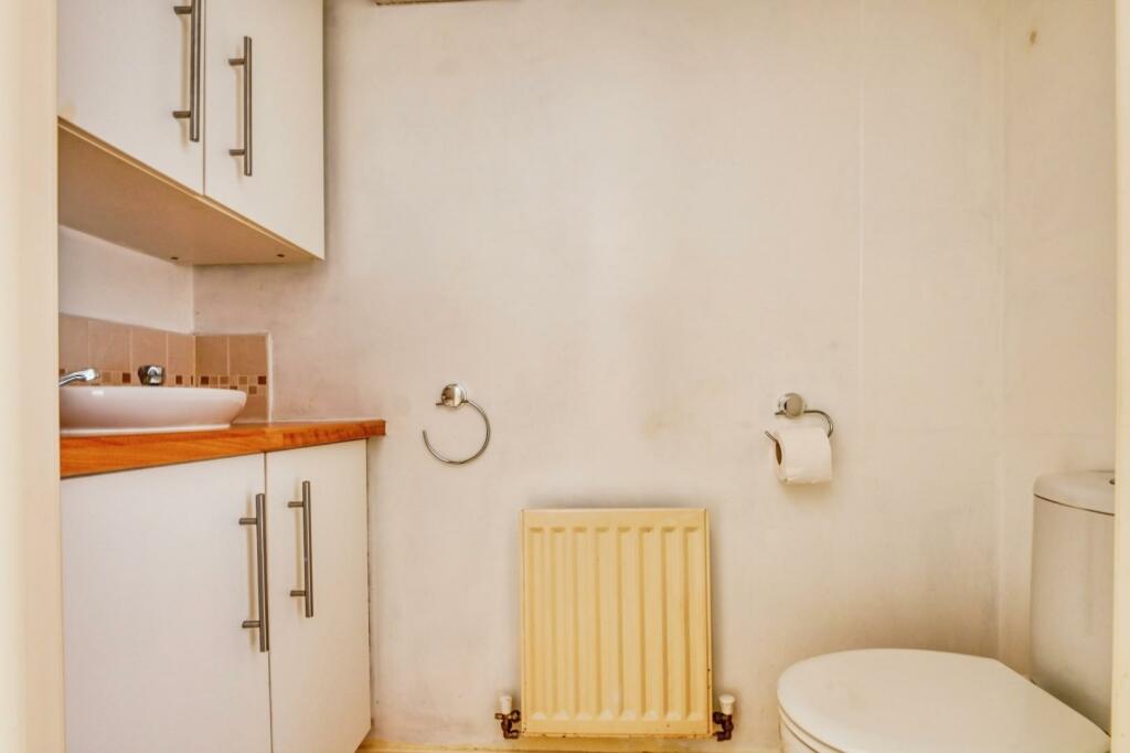 Additional property image - Lychgate Close, Glascote, Tamworth, Staffordshire