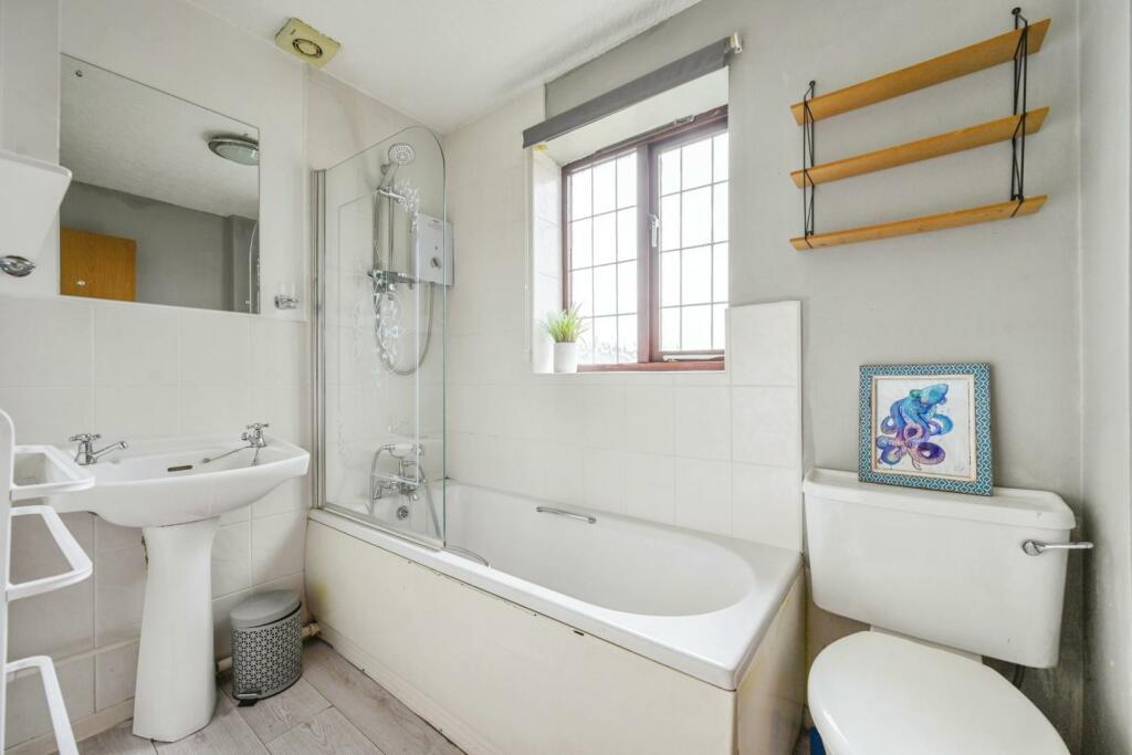 Additional property image - Willowbank, Tamworth
