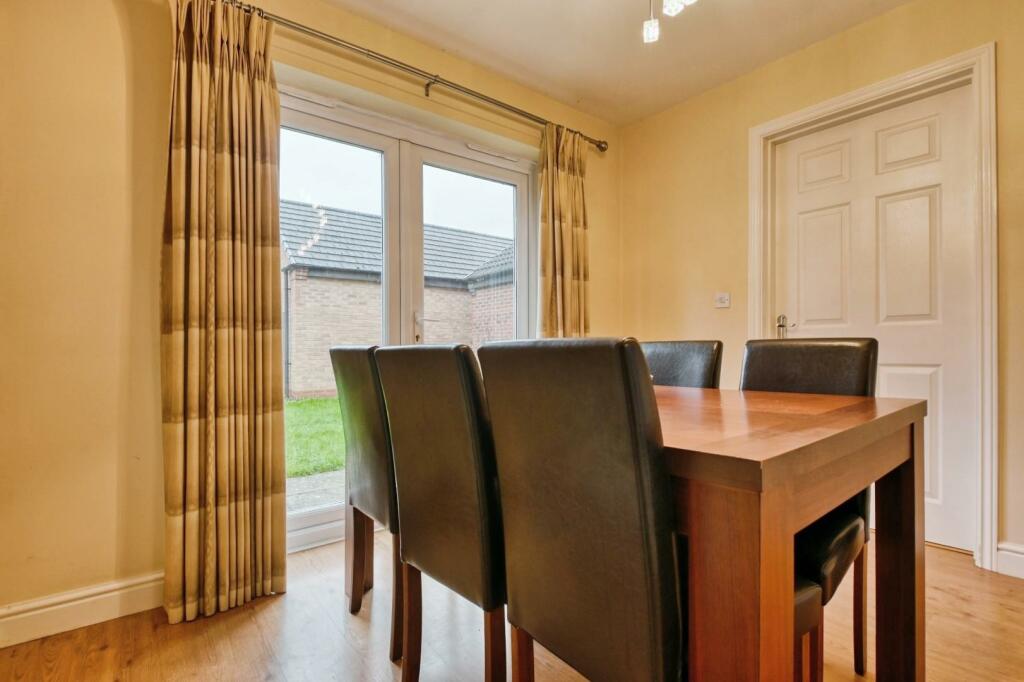 Additional property image - Valley Drive, Wilnecote, Tamworth