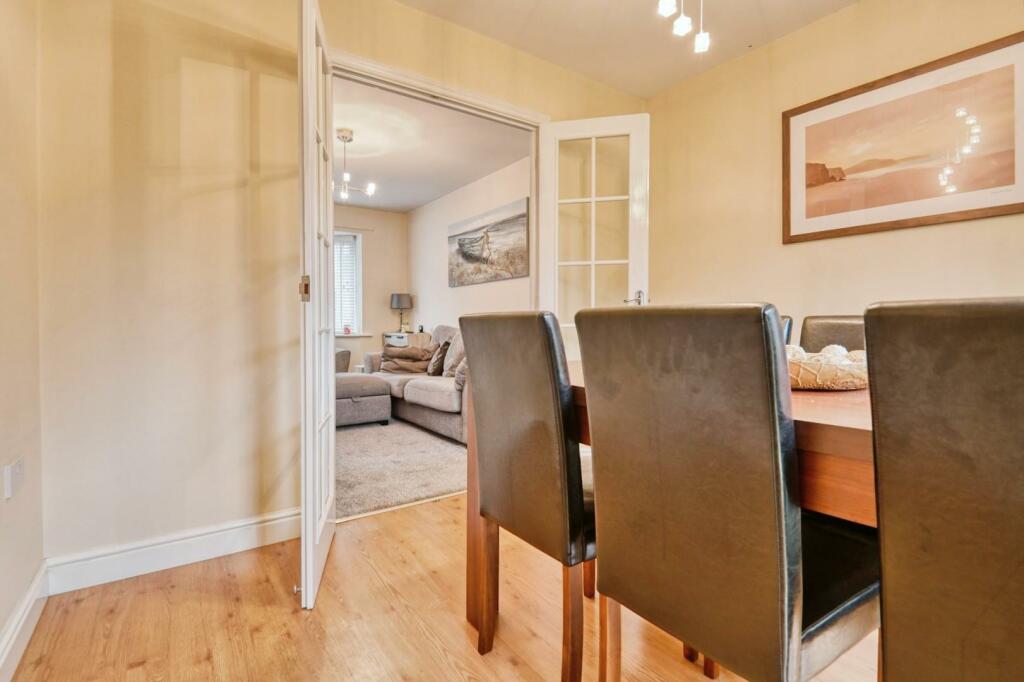 Additional property image - Valley Drive, Wilnecote, Tamworth
