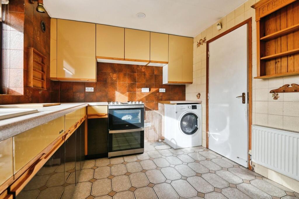 Additional property image - Reindeer Road, Fazeley, Tamworth