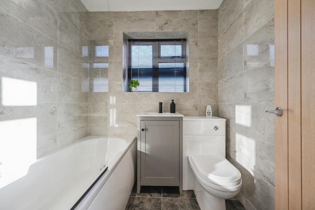 Additional property image - Masefield Drive, Tamworth
