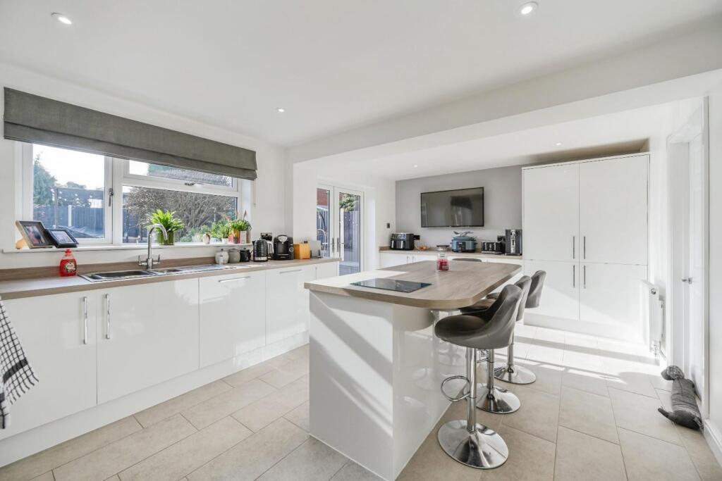 Additional property image - Avill, Hockley, Tamworth