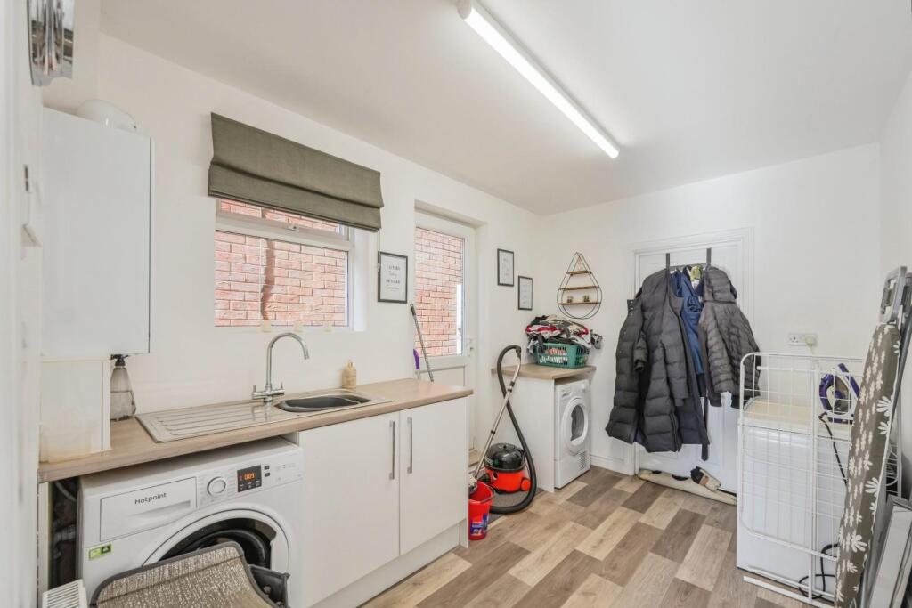 Additional property image - Avill, Hockley, Tamworth