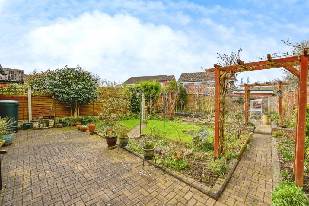 Additional property image - Swallowfield, Tamworth, Staffordshire