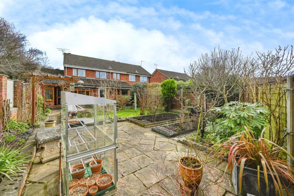 Additional property image - Swallowfield, Tamworth, Staffordshire