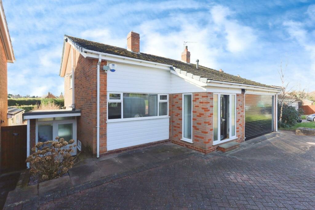 4 bedroom detached house for sale in Roxburgh Road, Sutton Coldfield, B73