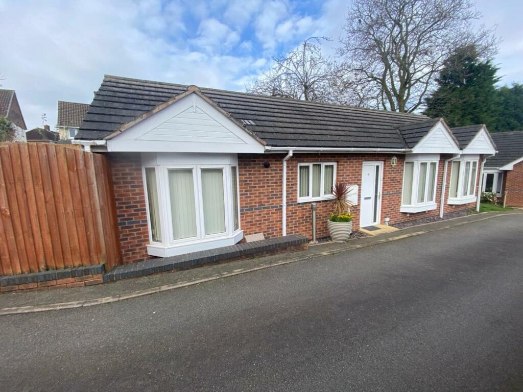 2 bedroom detached bungalow for sale in Cherry Tree Close, Sutton