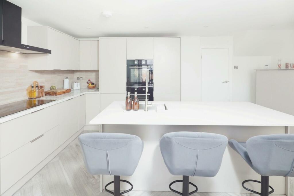 Additional property image - Aldridge Road, Streetly, Sutton Coldfield