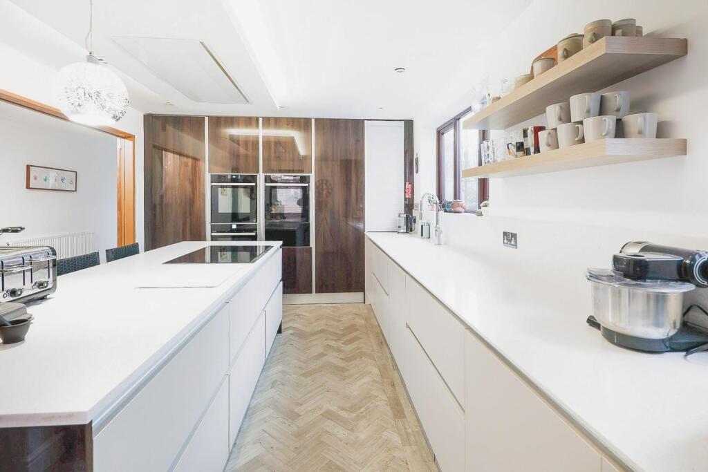 Additional property image - Hurley Close, Sutton Coldfield