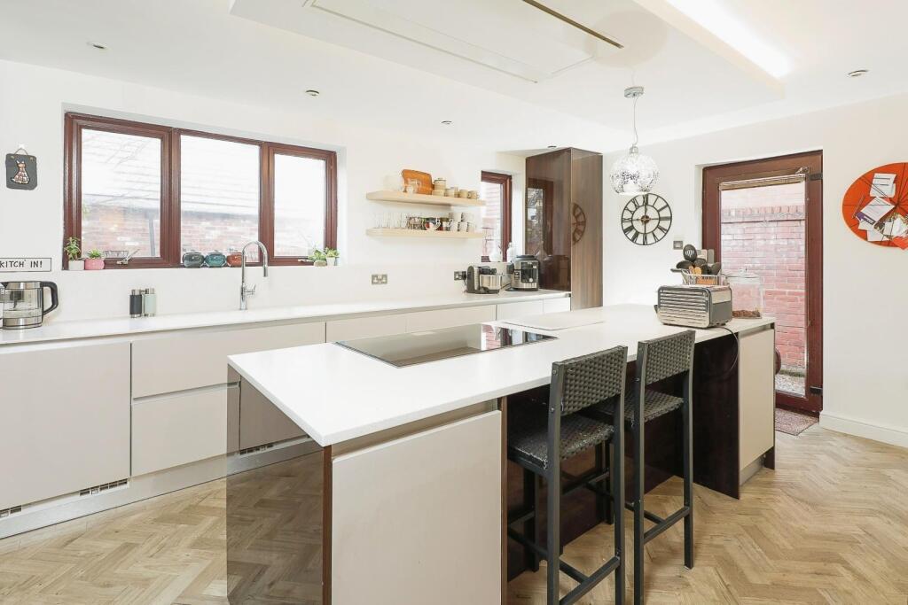 Additional property image - Hurley Close, Sutton Coldfield