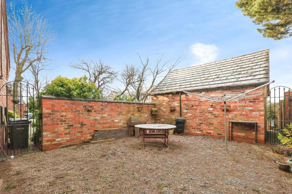 Additional property image - Hurley Close, Sutton Coldfield