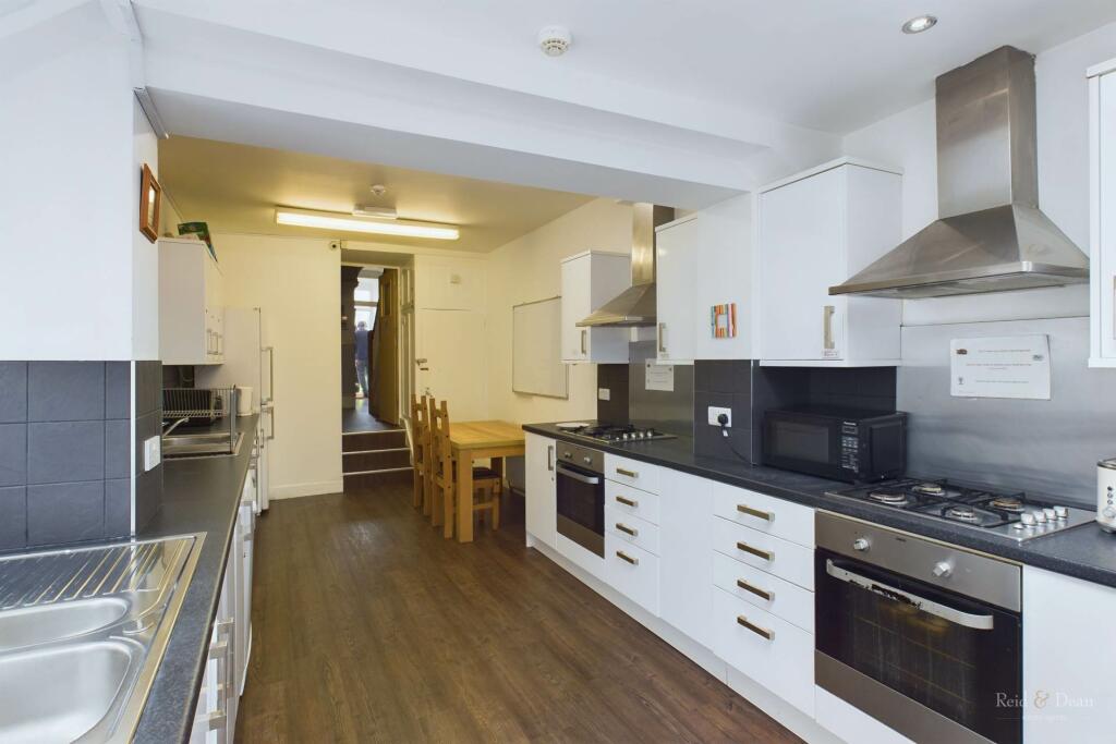 Additional property image - Bourne Street, Eastbourne