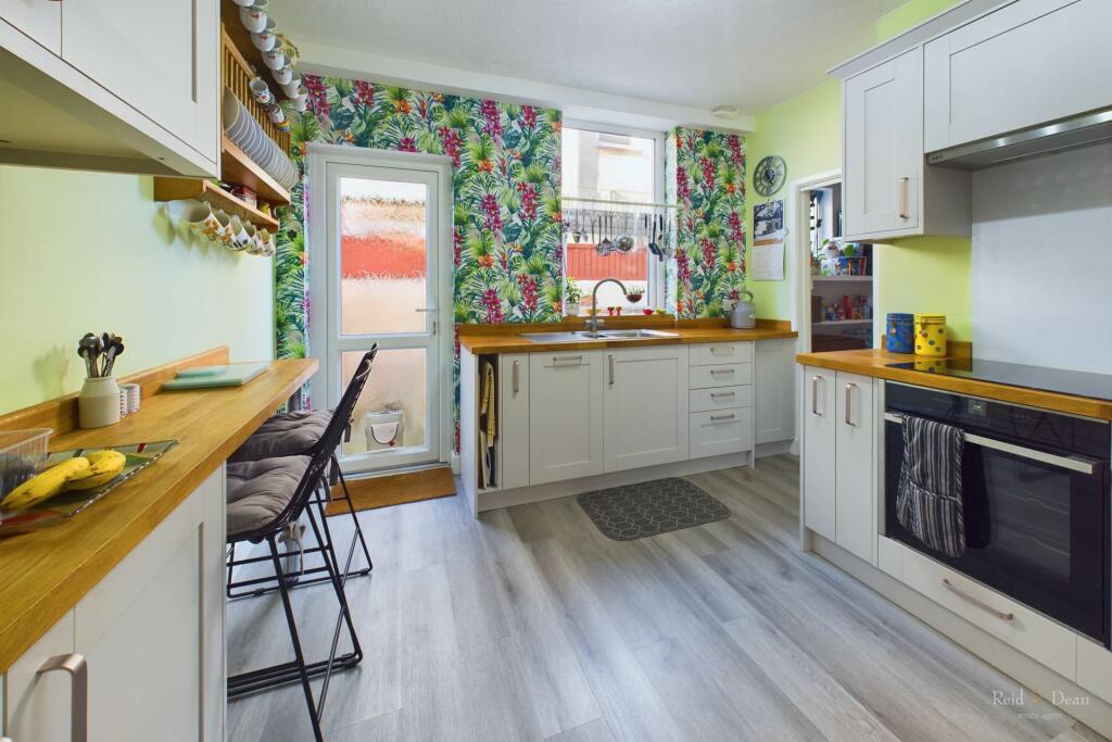 Additional property image - Roselands, Eastbourne
