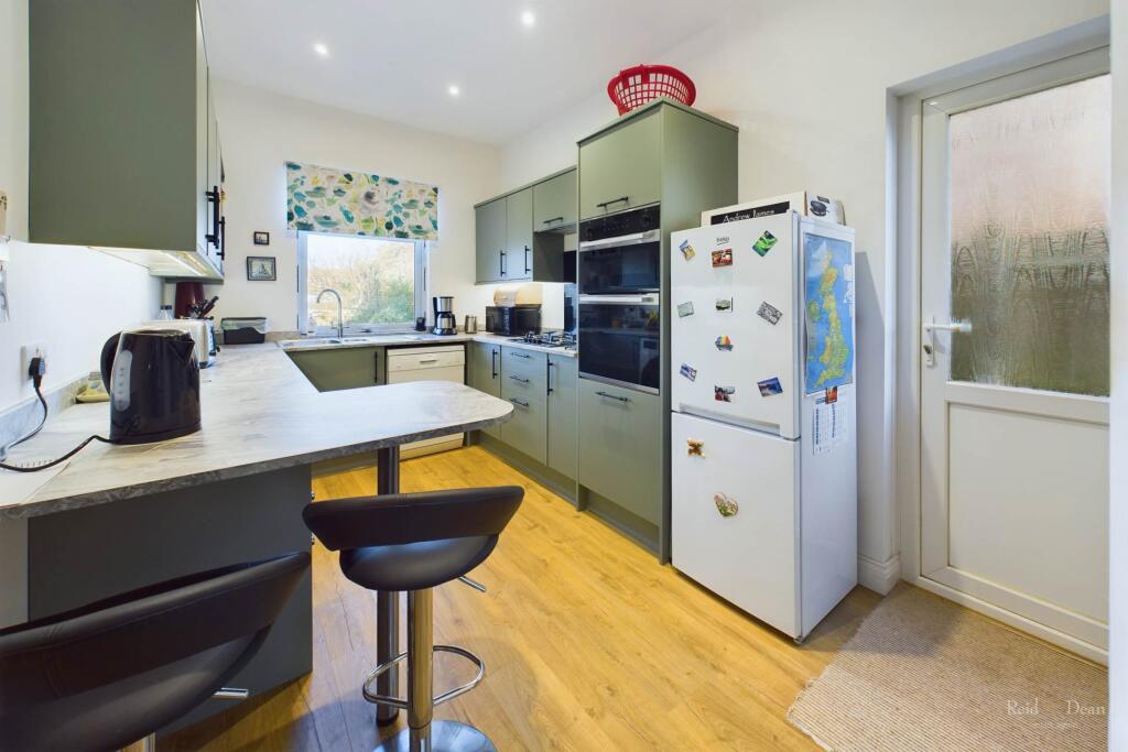 Additional property image - Roselands, Eastbourne