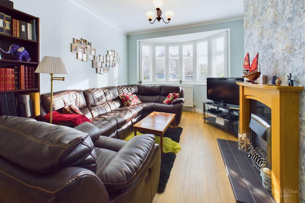 Additional property image - Roselands, Eastbourne