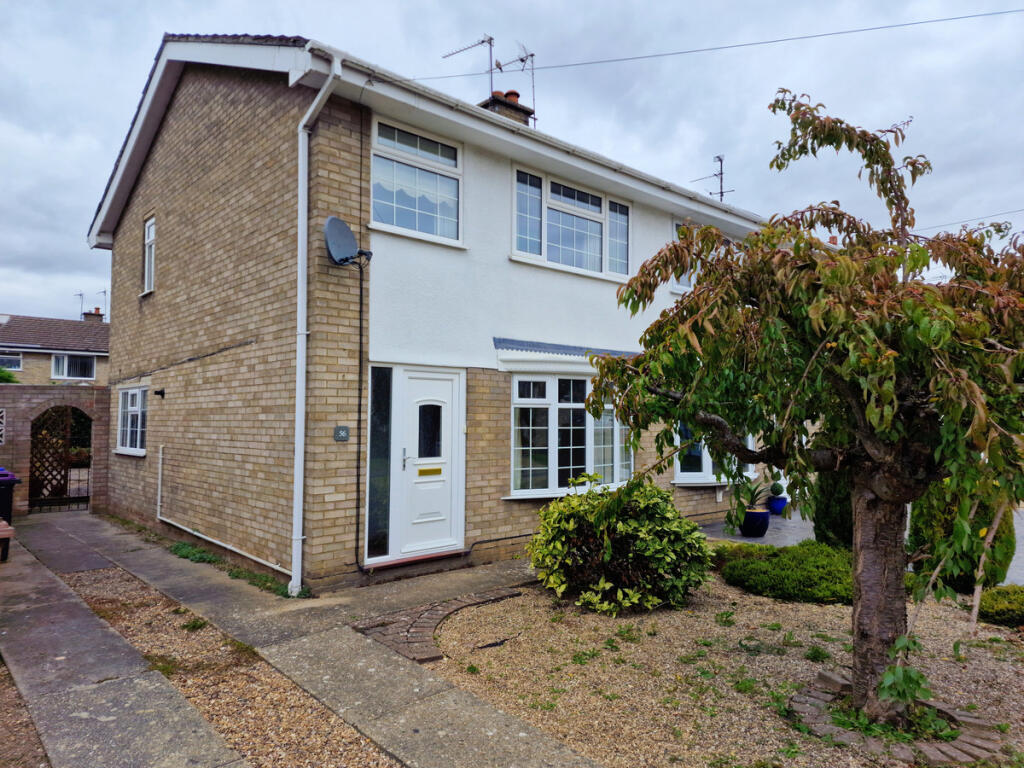 Main image of property: Manor Gardens, Boston, PE21