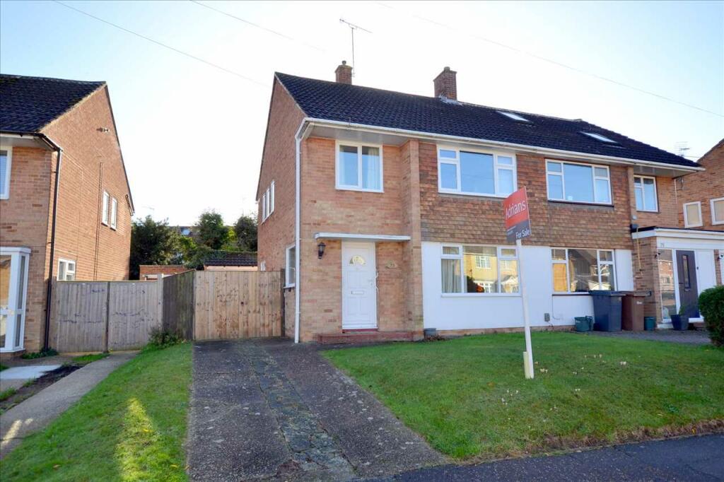 3 bedroom semidetached house for sale in Beeches Road, Chelmsford, CM1