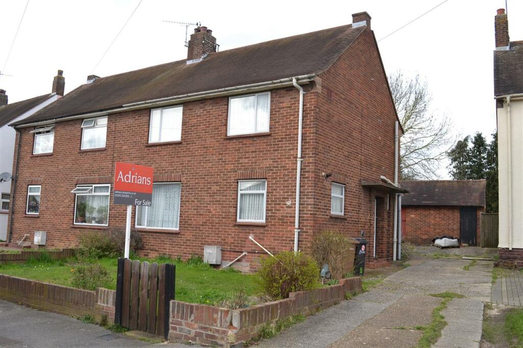 3 bedroom semi-detached house for sale in Byron Road, Chelmsford, CM2