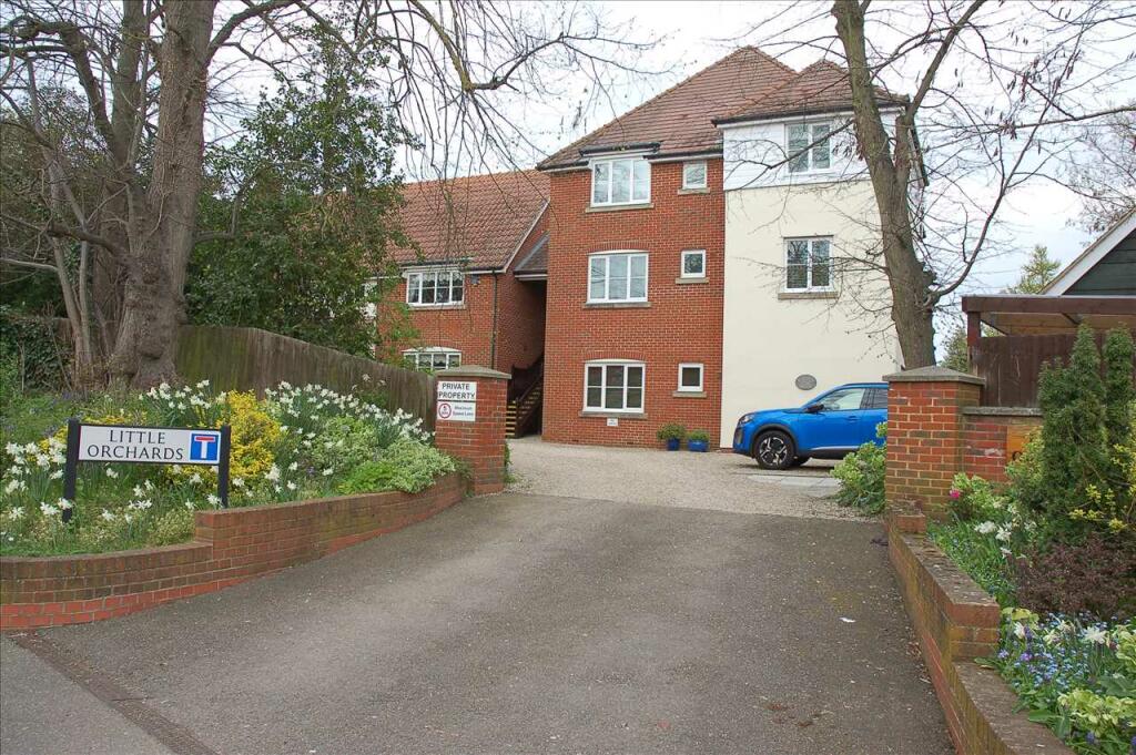 2 bedroom retirement property for sale in Little Orchards, Broomfield, Chelmsford, CM1