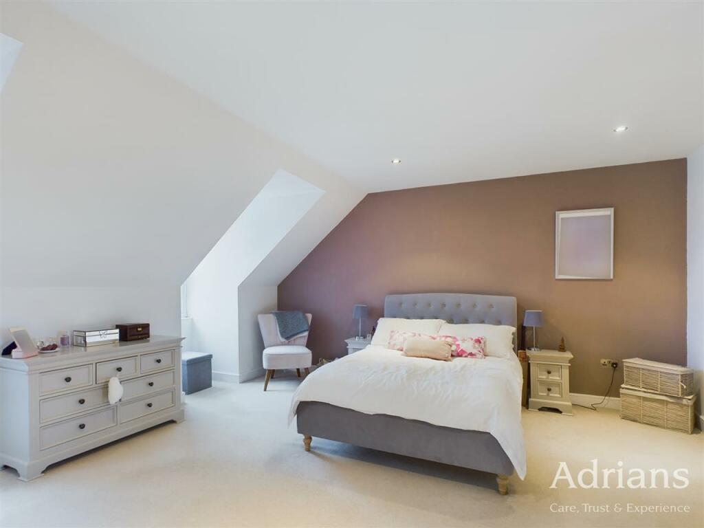 Additional property image - Broomfield Road, Chelmsford