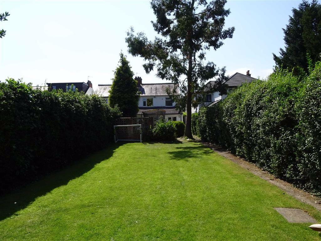 3 bedroom semidetached house for sale in Salem Road, Burbage, LE10