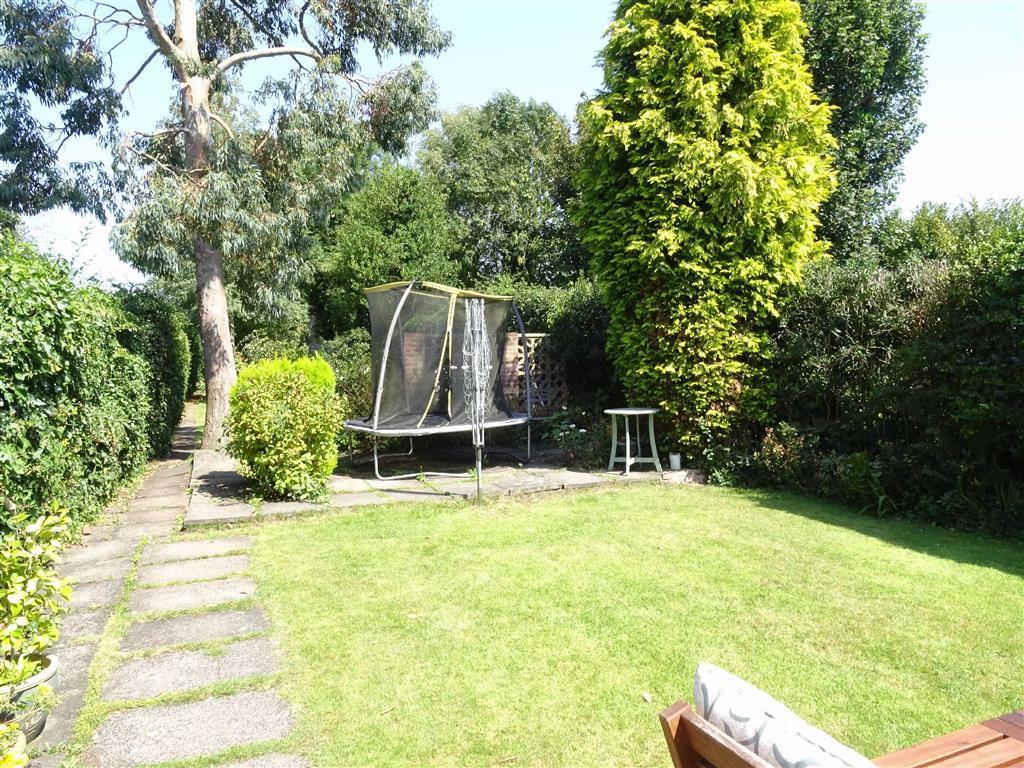 3 bedroom semidetached house for sale in Salem Road, Burbage, LE10