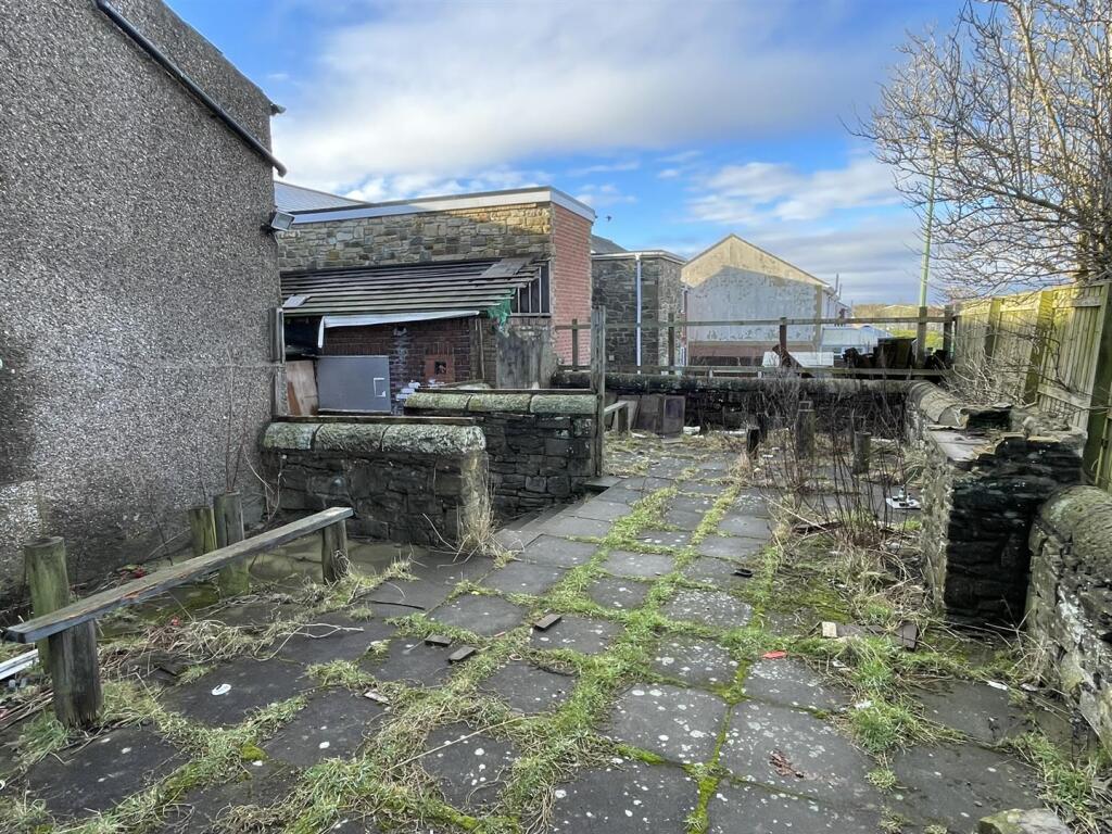 Additional property image - Front Street, Leadgate, Consett